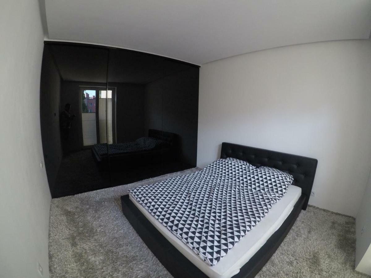 Nowoczesny Apartament III Al. Nmp Częstochowa Buitenkant foto